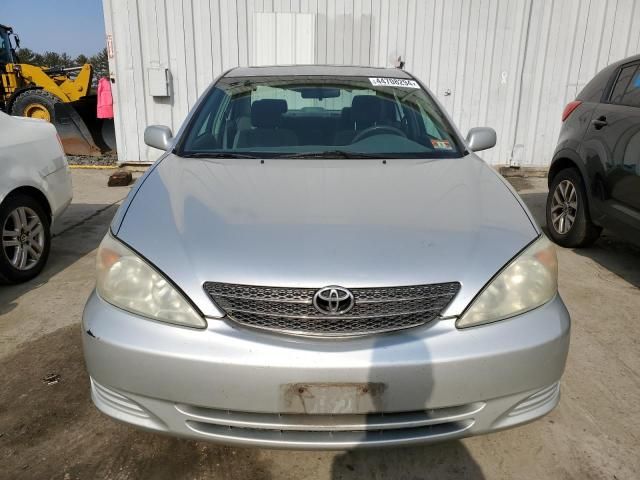 2004 Toyota Camry LE