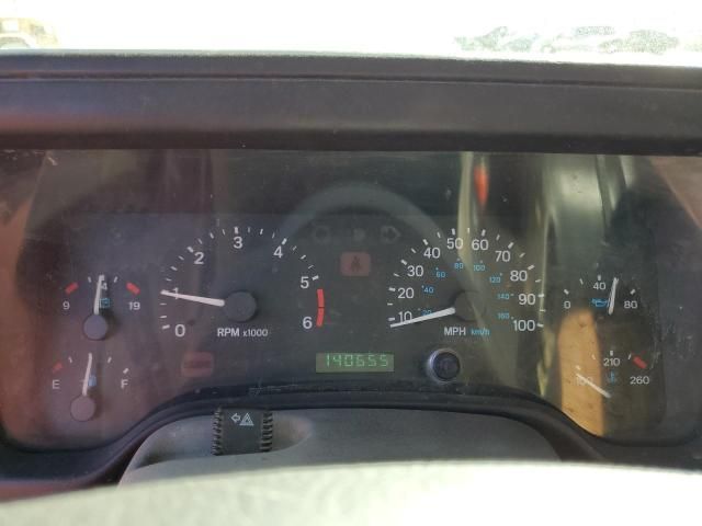 2000 Jeep Wrangler / TJ Sport