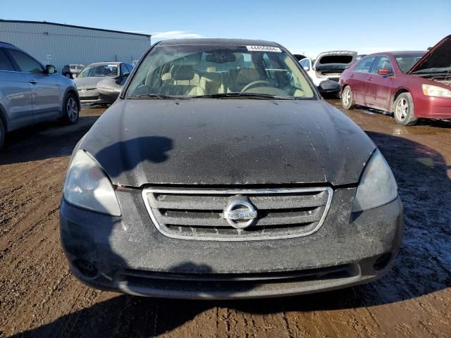 2002 Nissan Altima Base