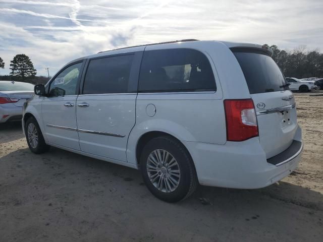 2014 Chrysler Town & Country Touring L