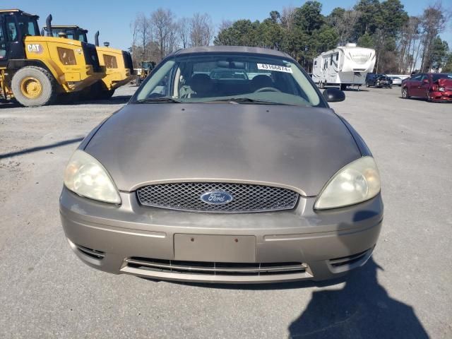 2006 Ford Taurus SE