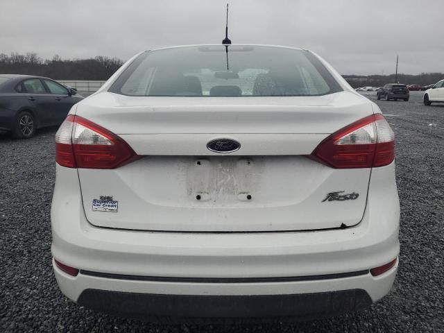 2015 Ford Fiesta SE