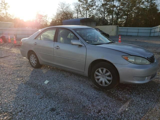 2005 Toyota Camry LE