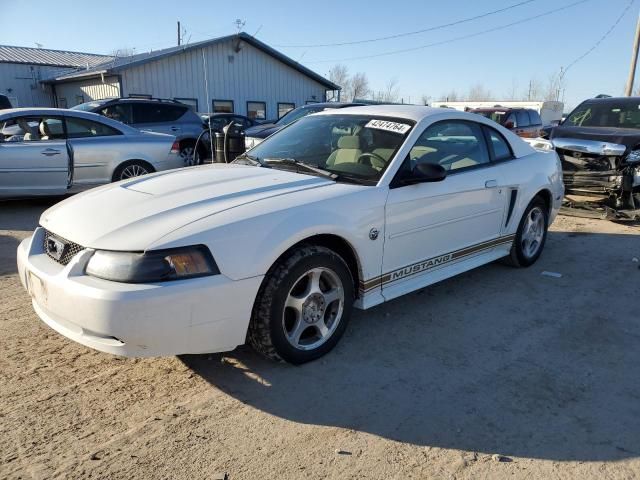 2004 Ford Mustang