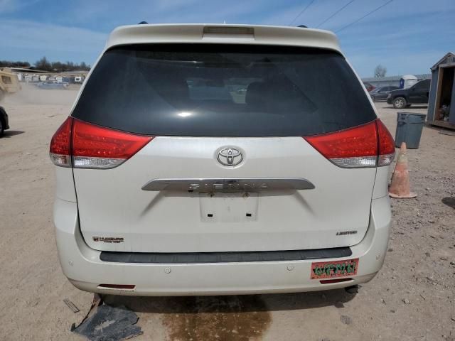 2014 Toyota Sienna XLE