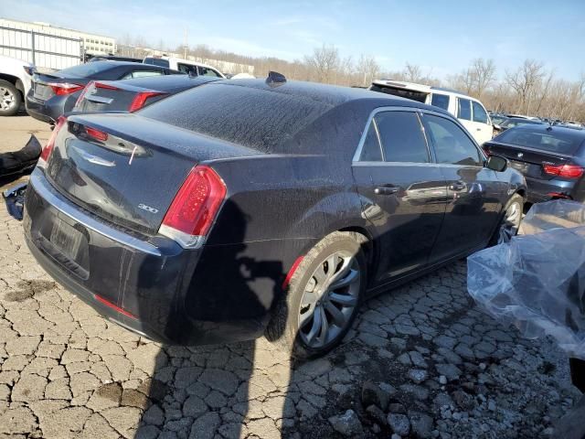 2018 Chrysler 300 Touring