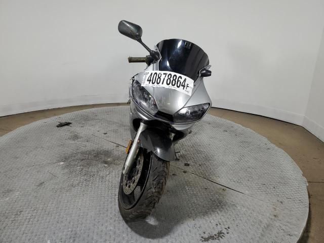 2001 Yamaha YZFR6 L