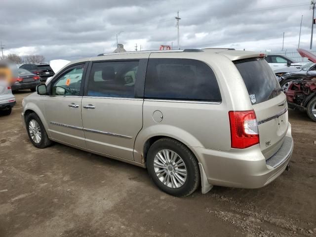 2013 Chrysler Town & Country Limited