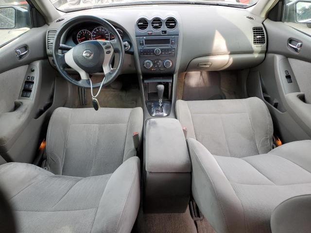 2010 Nissan Altima Base