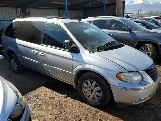 2005 Chrysler Town & Country Touring