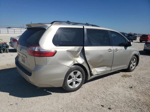 2015 Toyota Sienna LE