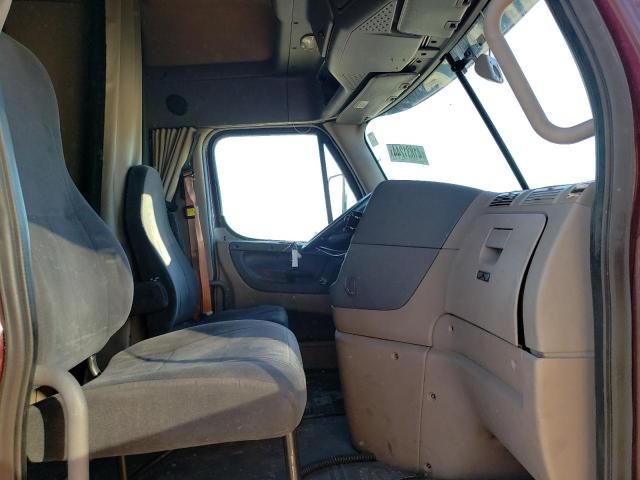 2013 Freightliner Cascadia 125