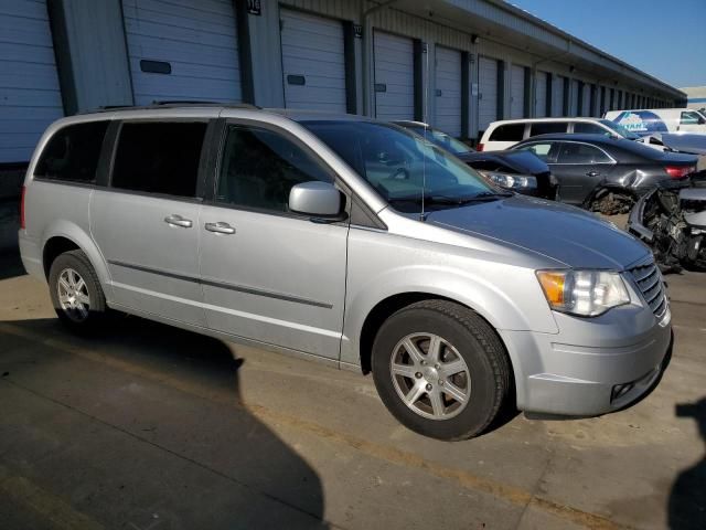 2009 Chrysler Town & Country Touring