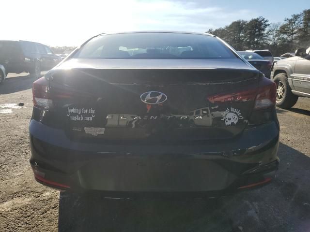 2019 Hyundai Elantra SE