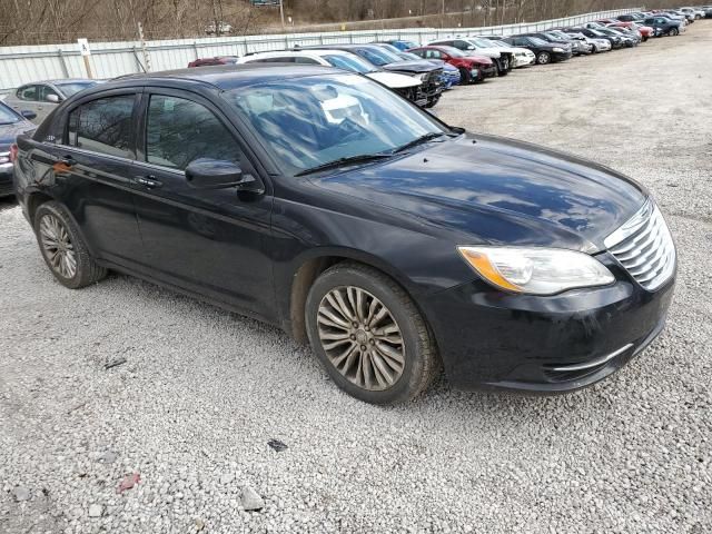 2013 Chrysler 200 LX