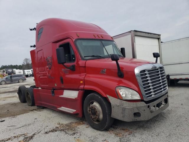 2016 Freightliner Cascadia 125