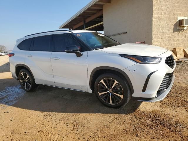 2021 Toyota Highlander XSE