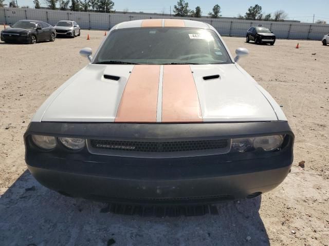 2013 Dodge Challenger SXT