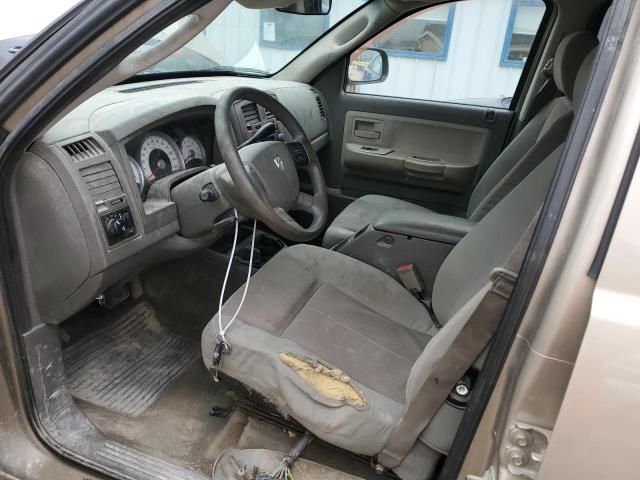 2005 Dodge Dakota Quad SLT