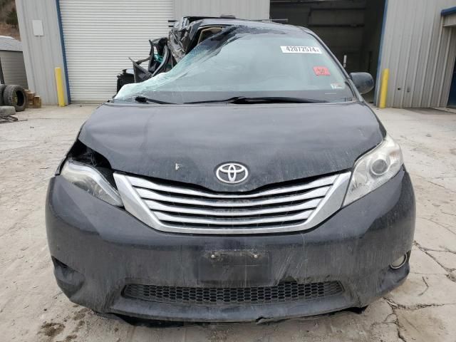 2012 Toyota Sienna XLE