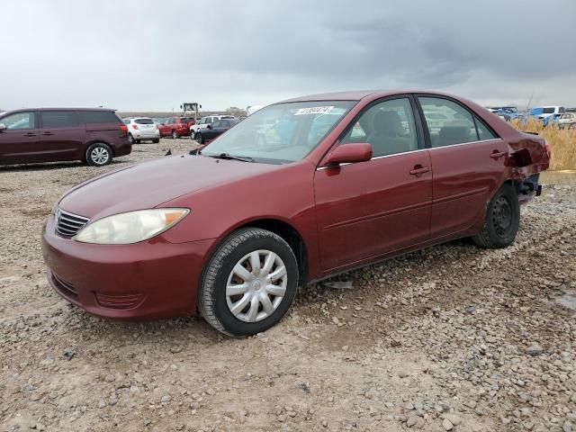 2005 Toyota Camry LE