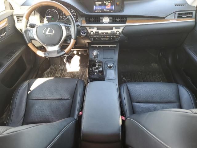 2015 Lexus ES 300H