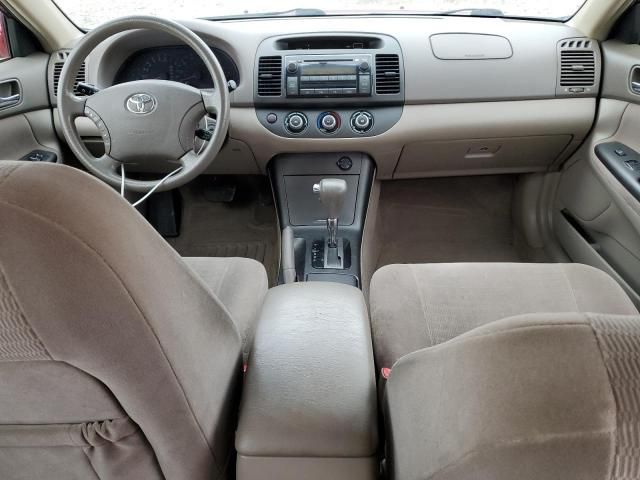 2005 Toyota Camry LE