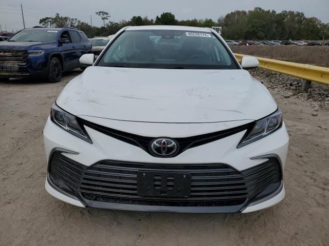 2022 Toyota Camry LE