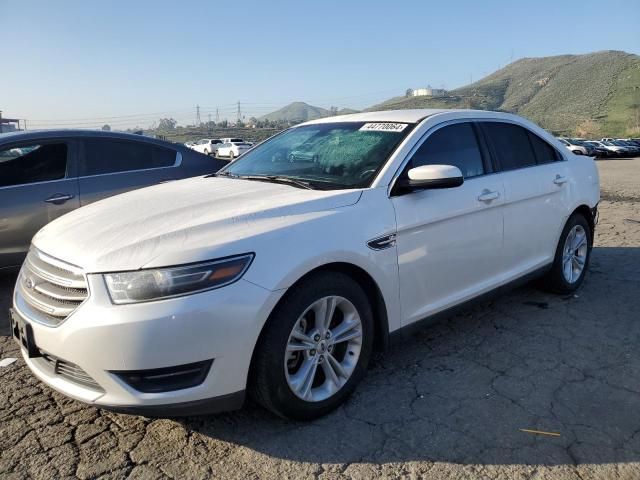 2015 Ford Taurus SEL