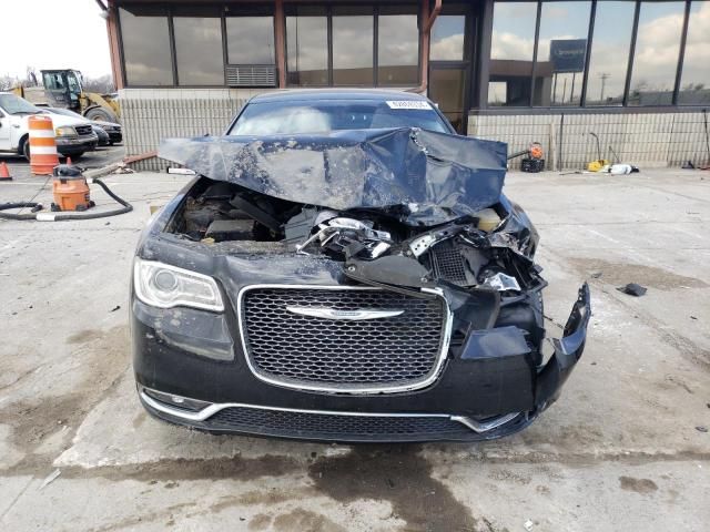 2016 Chrysler 300C