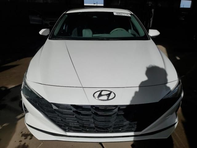 2022 Hyundai Elantra SEL