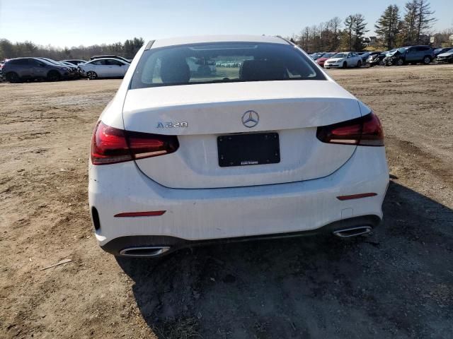 2019 Mercedes-Benz A 220