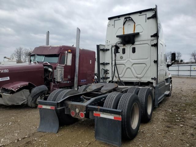 2017 Freightliner Cascadia 125