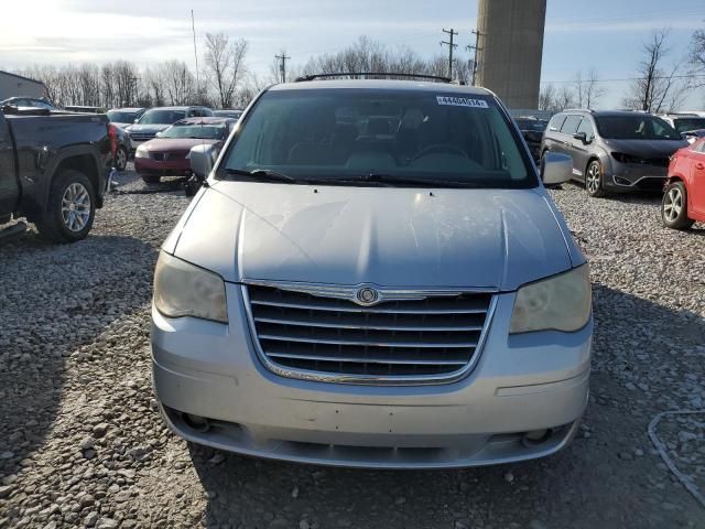 2008 Chrysler Town & Country Touring