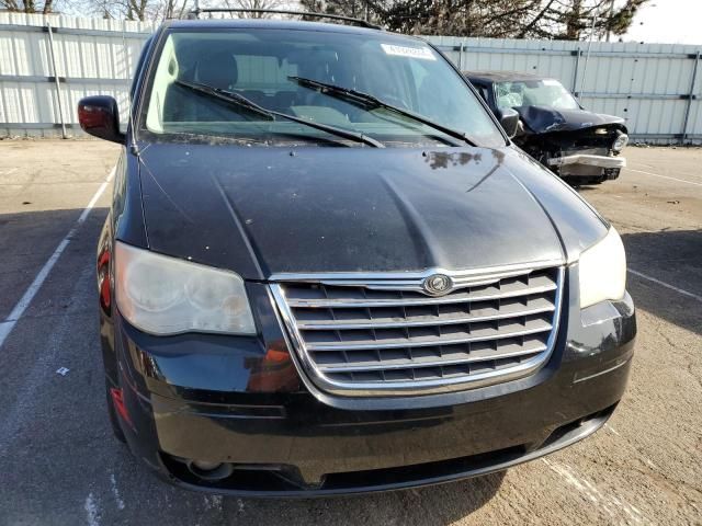 2010 Chrysler Town & Country Touring Plus