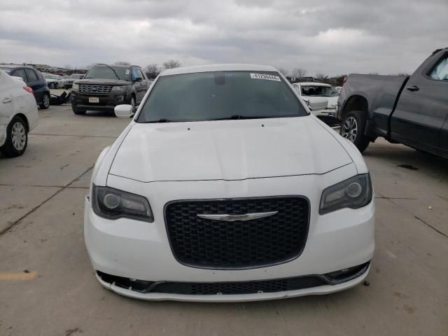 2018 Chrysler 300 S