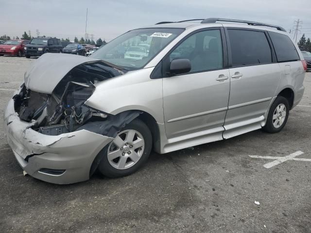 2007 Toyota Sienna CE