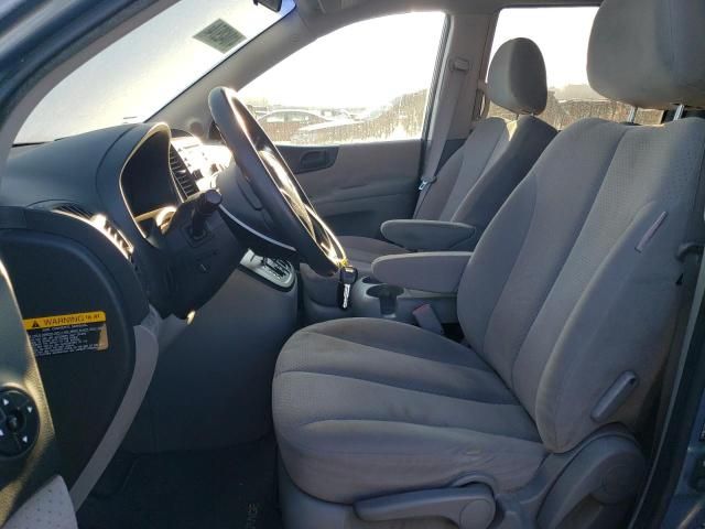 2008 Hyundai Entourage GLS