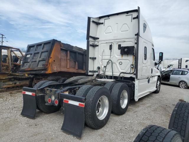 2017 Freightliner Cascadia 125