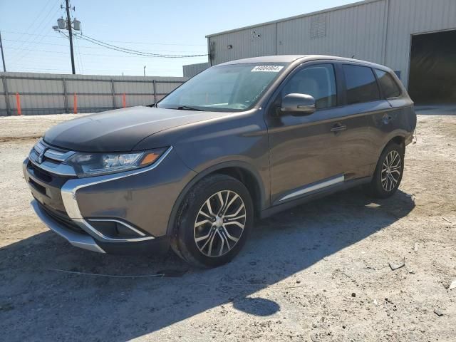 2016 Mitsubishi Outlander SE