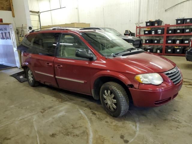 2006 Chrysler Town & Country Touring