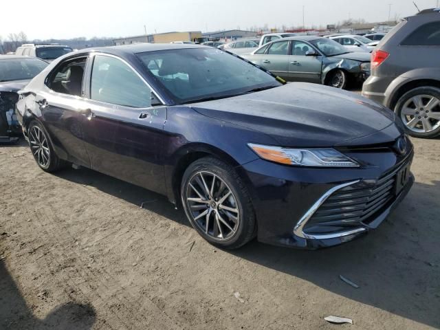 2022 Toyota Camry XLE