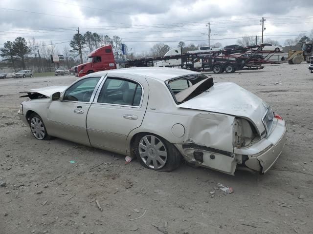 2004 Lincoln Town Car Ultimate