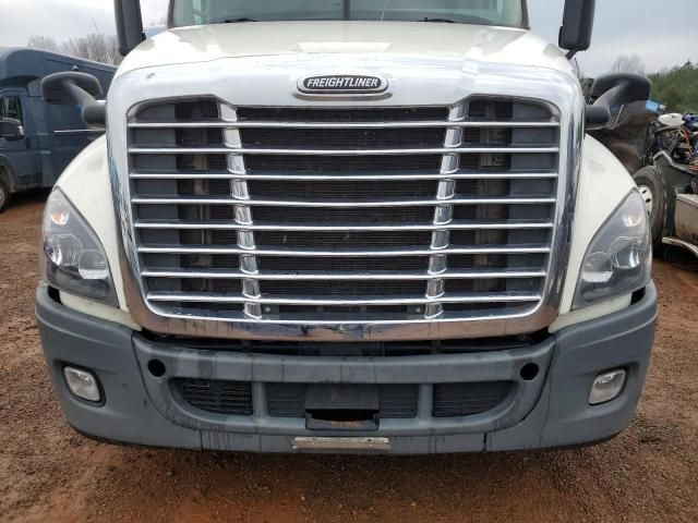 2019 Freightliner Cascadia 125