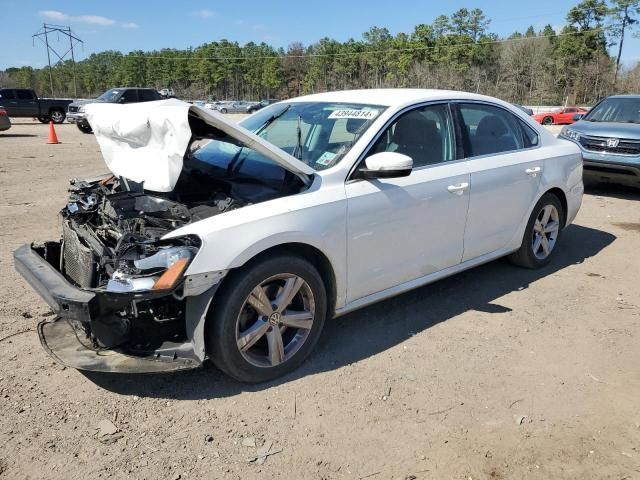 2013 Volkswagen Passat SE