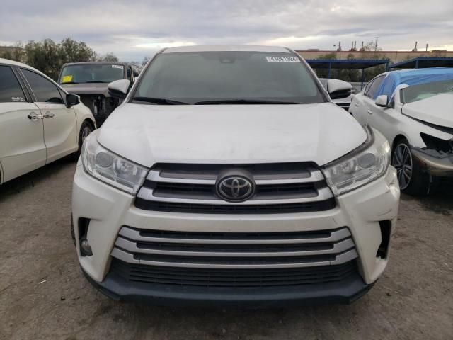 2018 Toyota Highlander LE