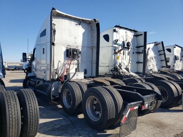 2019 Kenworth Construction T680