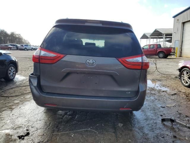 2015 Toyota Sienna LE