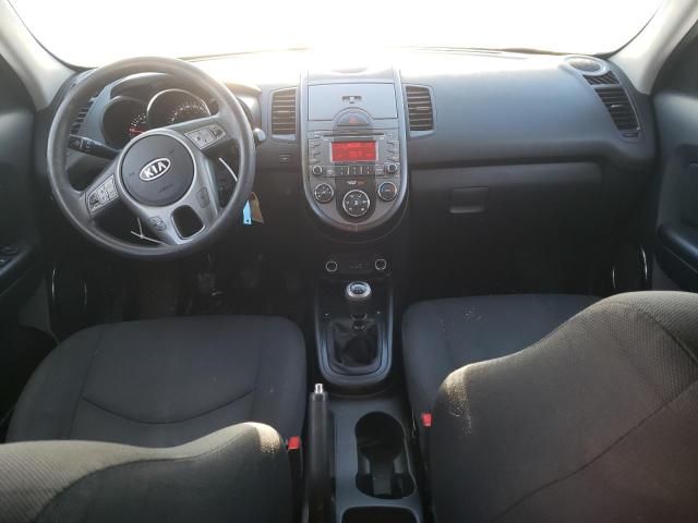 2011 KIA Soul +