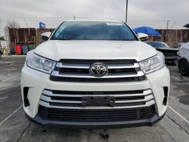 2019 Toyota Highlander LE